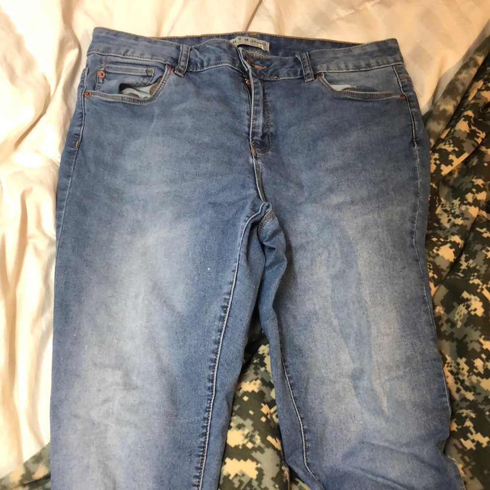 Skinny jeans